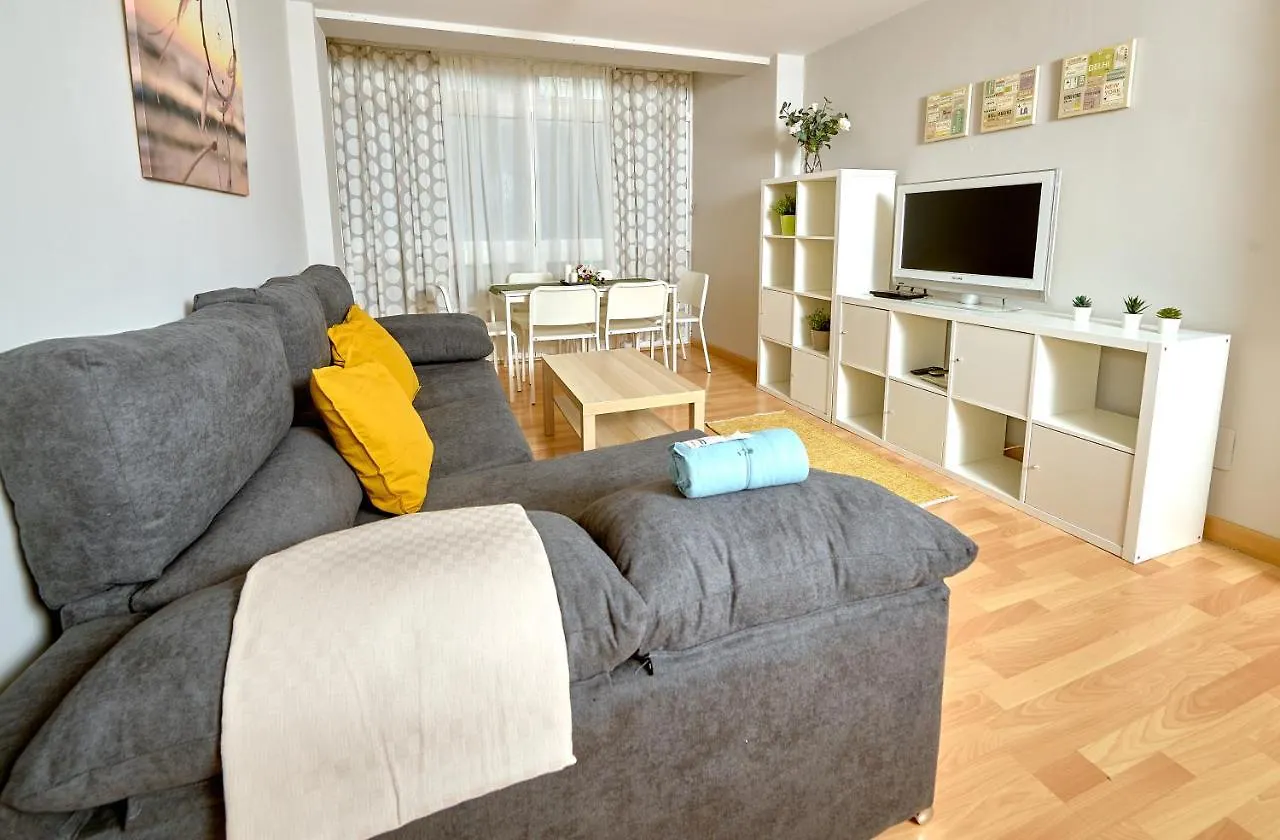 Holidays2Malaga Salitre 3 Bedroom Up To 7 People High Speed Wifi 아파트 말라가