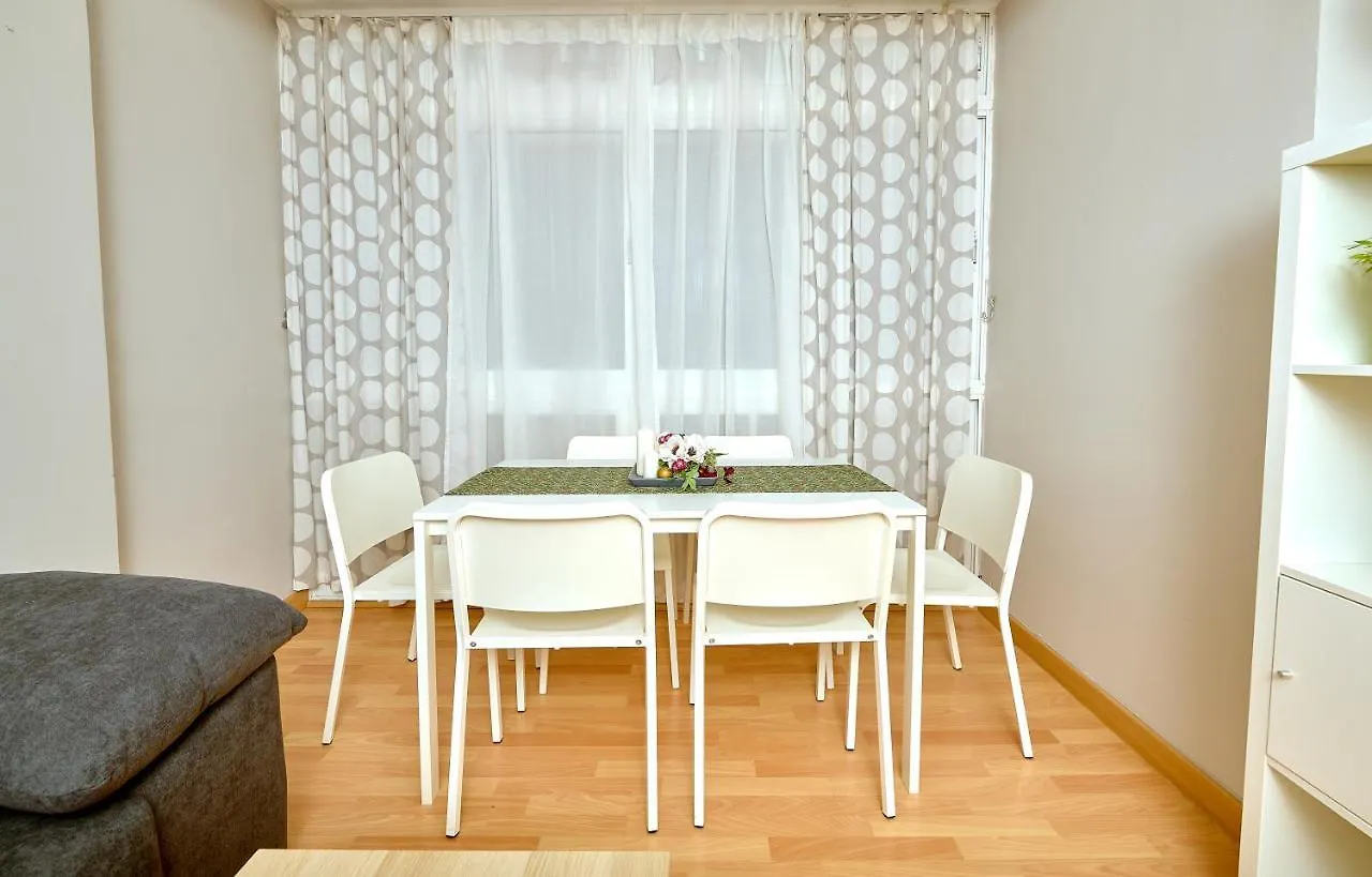 Holidays2Malaga Salitre 3 Bedroom Up To 7 People High Speed Wifi 0*, 말라가 스페인