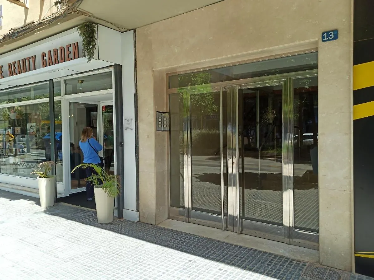 아파트 Holidays2Malaga Salitre 3 Bedroom Up To 7 People High Speed Wifi