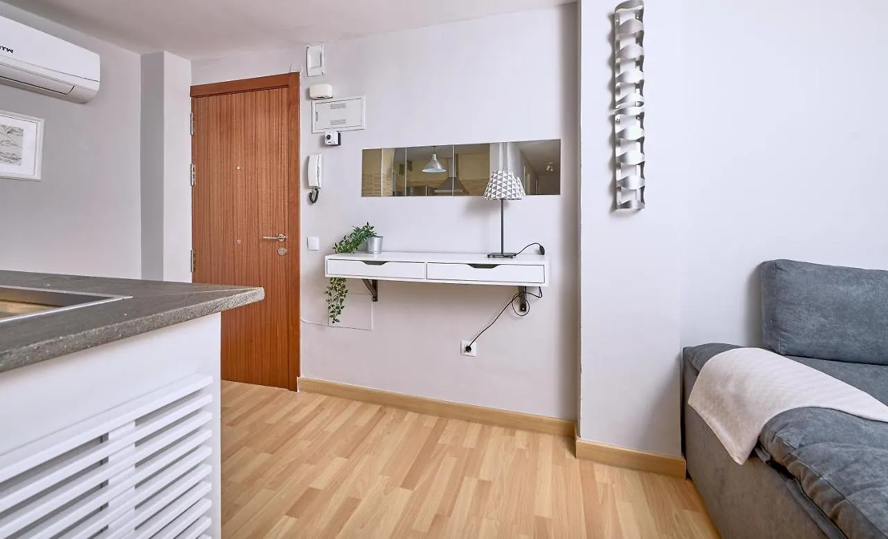 Apartment Holidays2Malaga Salitre 3 Bedroom Up To 7 People High Speed Wifi Spain