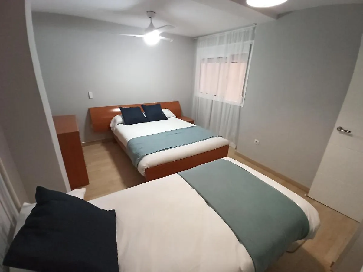 Holidays2Malaga Salitre 3 Bedroom Up To 7 People High Speed Wifi Apartment